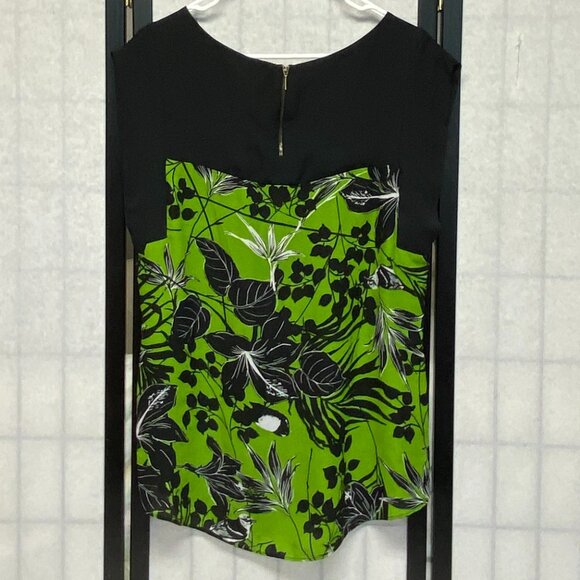 Worthington Banded Cap Sleeve Pleated Front Back Yoke Zip Top Black Green XL - Picture 2 of 12